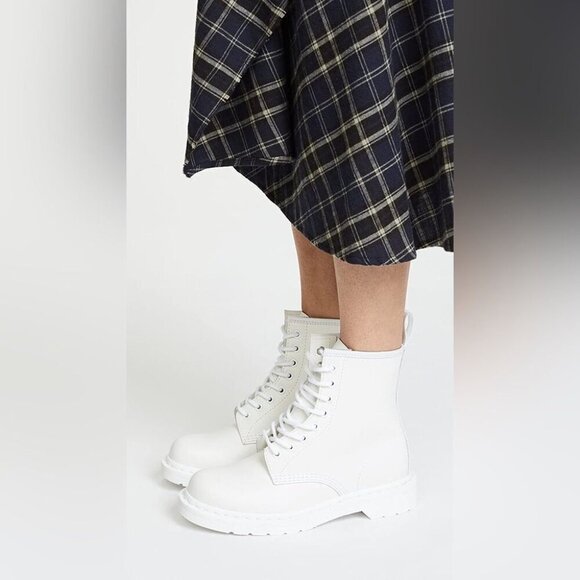 Dr. Martens 1460 Mono Lace-Up Boots size 5 - Picture 13 of 15
